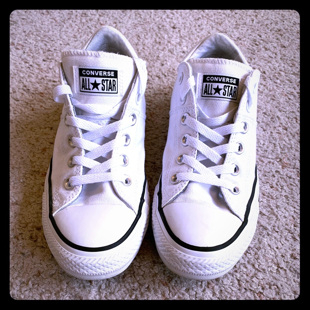 Converse Shoes mid-top
